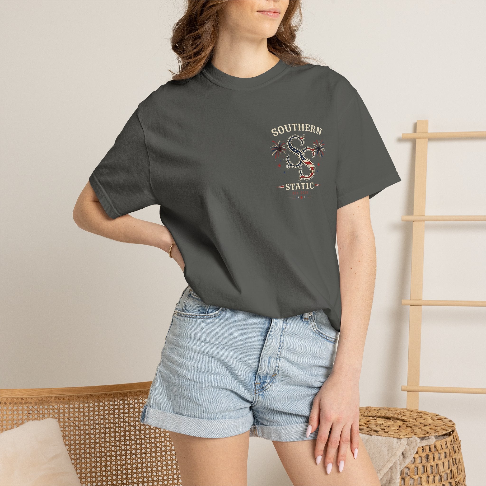 Women’s Southern Static Vintage Flag Heart Sunglasses T‑Shirt